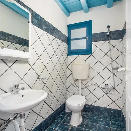 아파트 Niel Serifos *