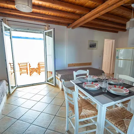 Niel Serifos Apartment *